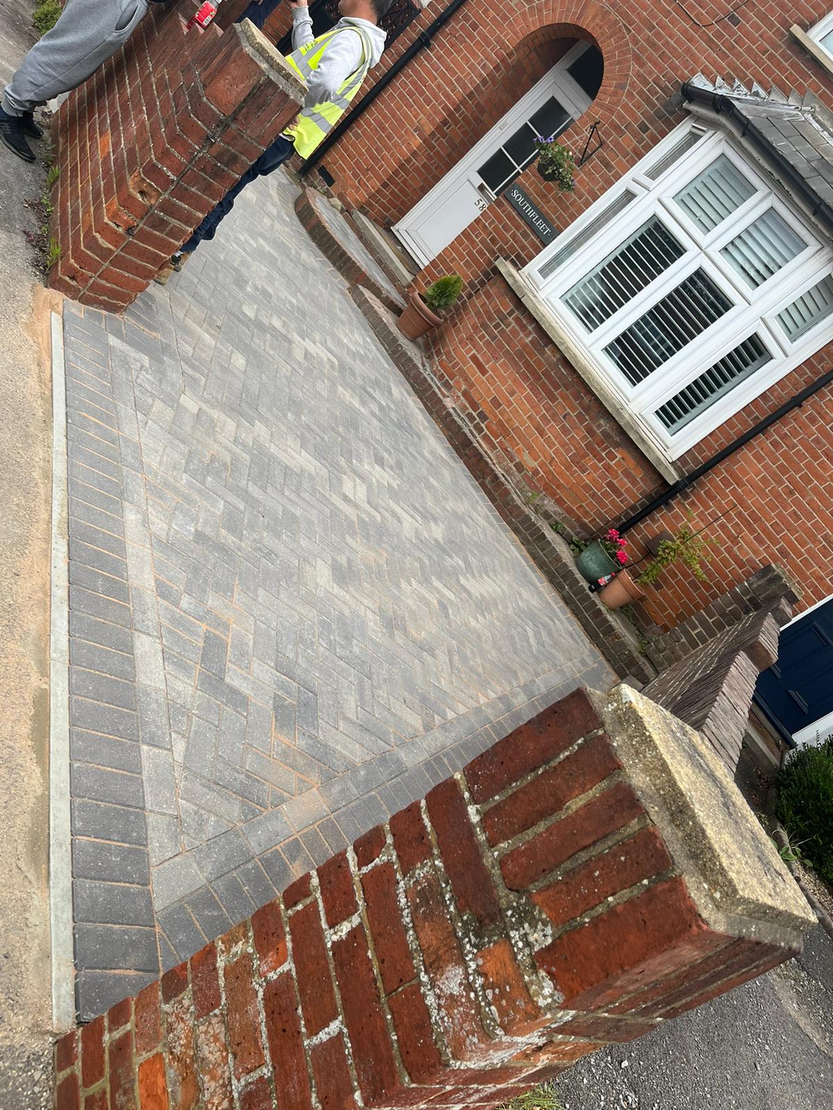 driveways Wokingham